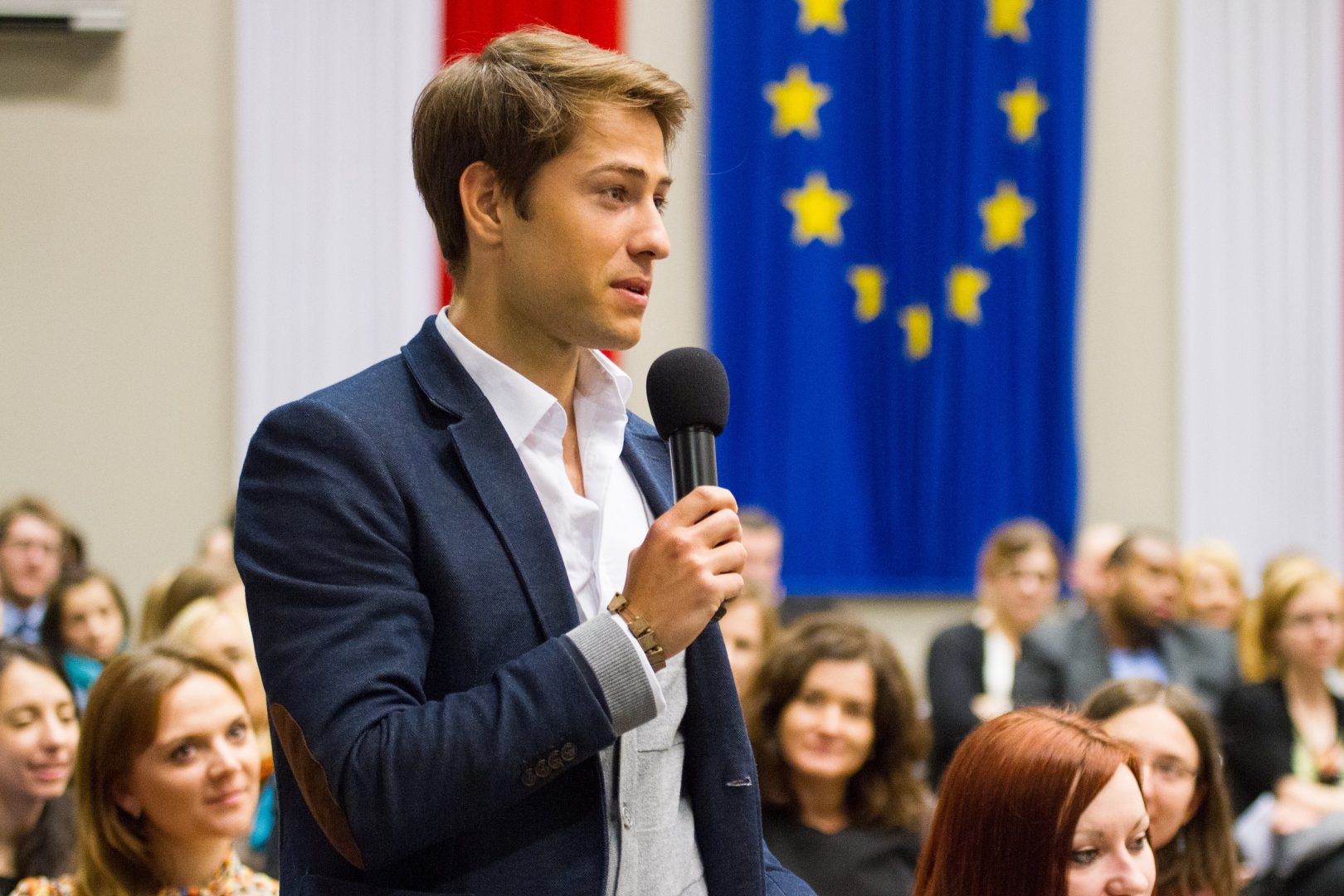 Academy of Young Diplomats – apply until 14th November!